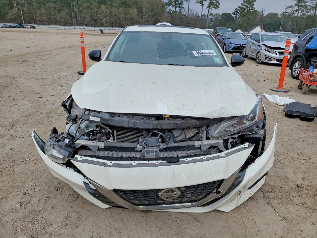 2021 Nissan Altima Sr - Image 5