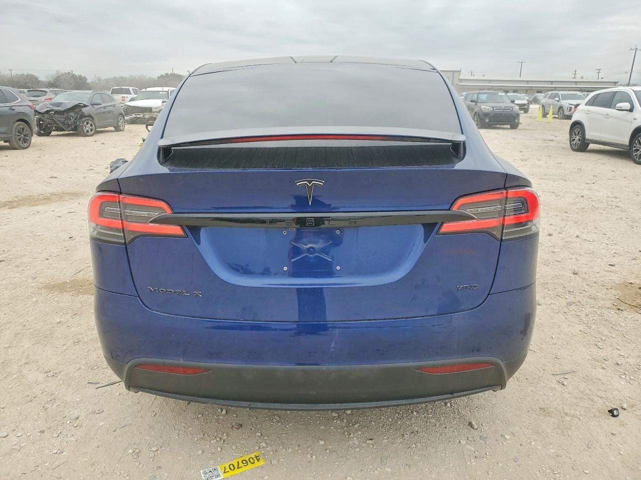 2017 Tesla Model X - Фото 6