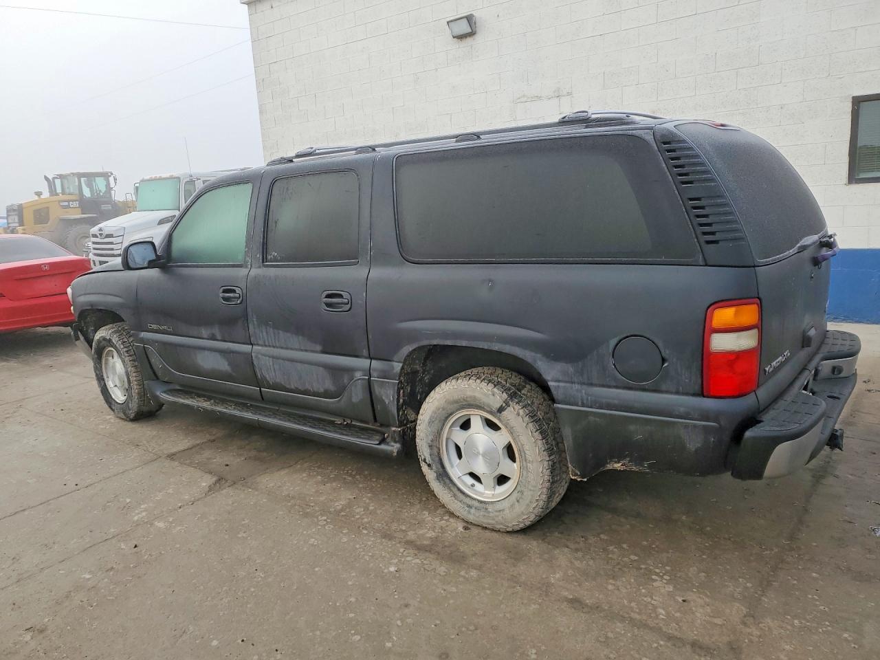 2004 GMC Yukon Xl Denali - Фото 2