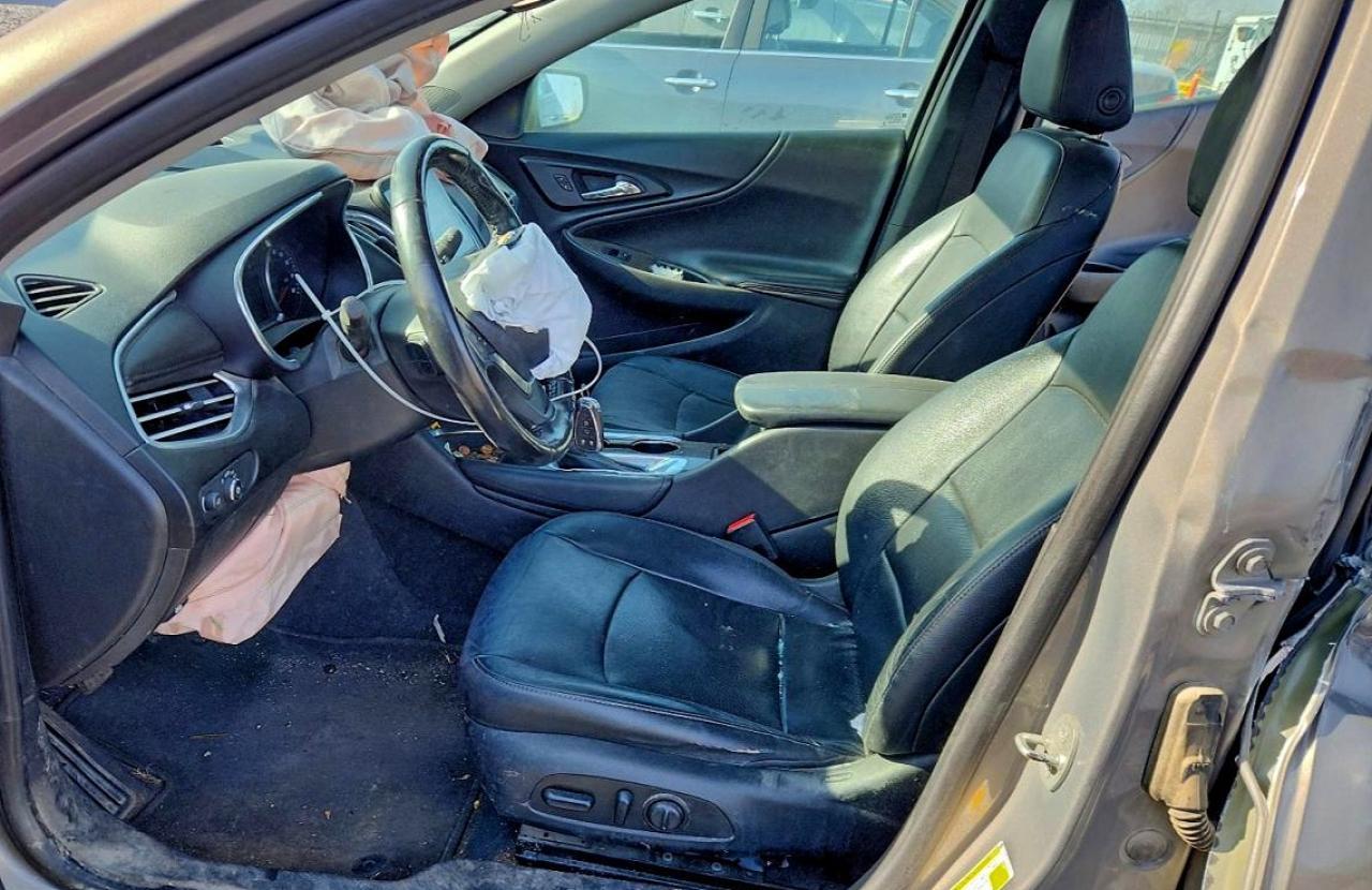 2018 Chevrolet Malibu Premier - Image 7