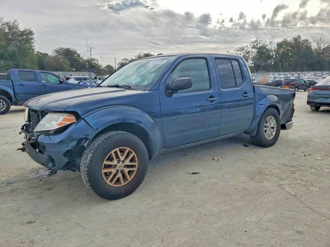 2015 Nissan Frontier S
