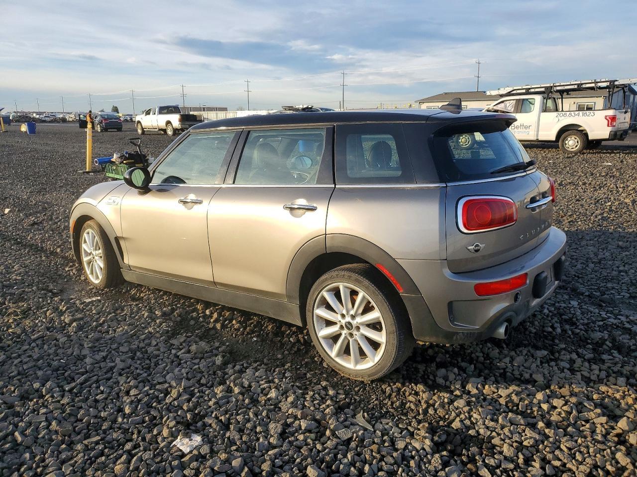 2018 Mini Cooper S Clubman - Фото 2