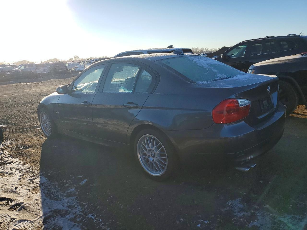 2007 BMW 328 I - Фото 2