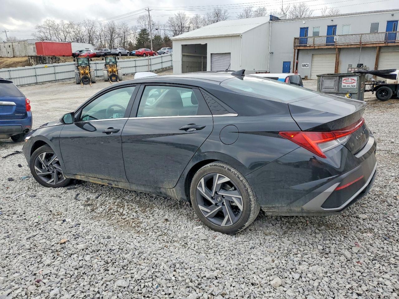 2025 Hyundai Elantra Limited - Image 2