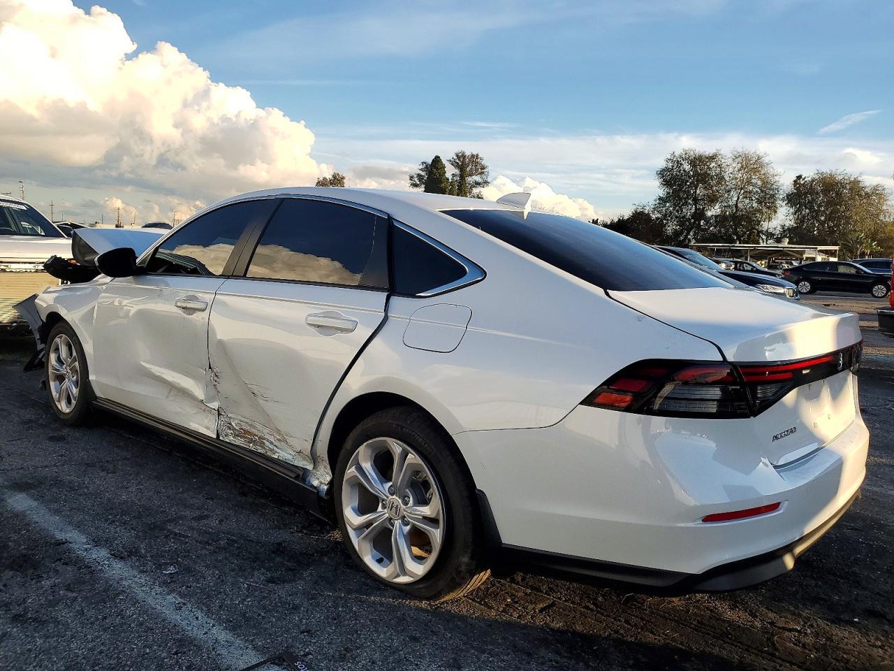 2025 Honda Accord Lx - Фото 2