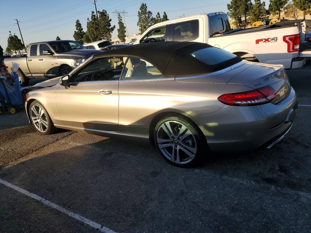 2019 Mercedes-Benz C 300 - Фото 2