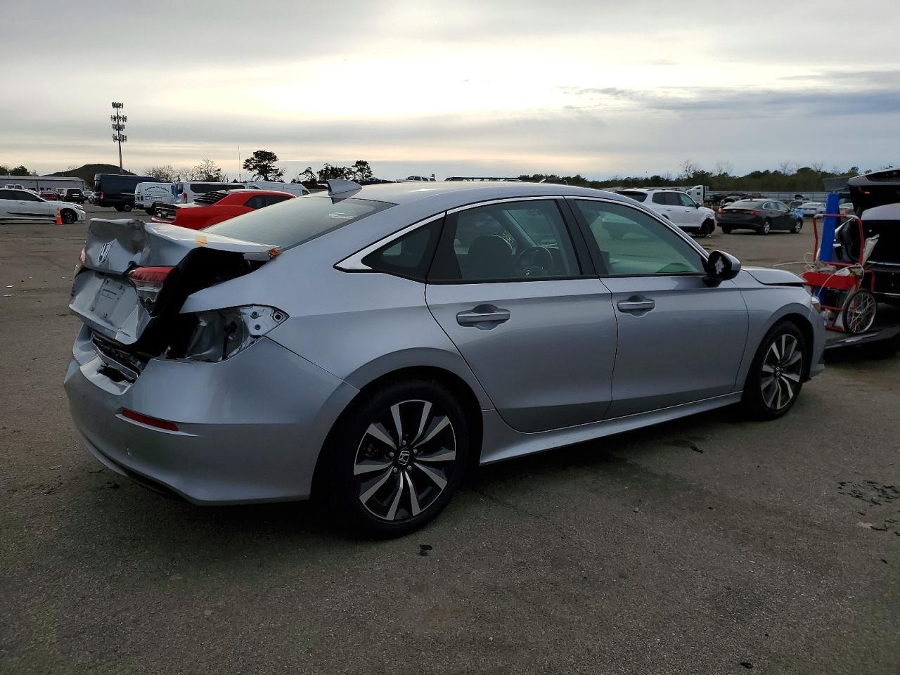 2024 Honda Civic Ex - Image 3