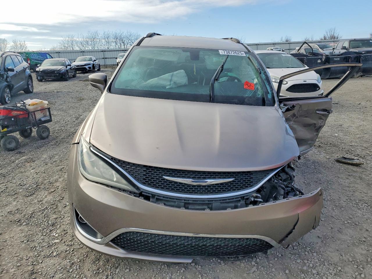 2017 Chrysler Pacifica Touring L Plus - Фото 5