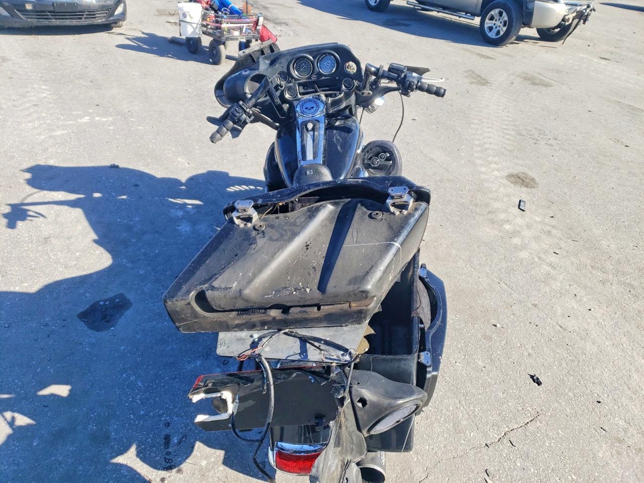 2011 Harley-Davidson Flhtk - Фото 6