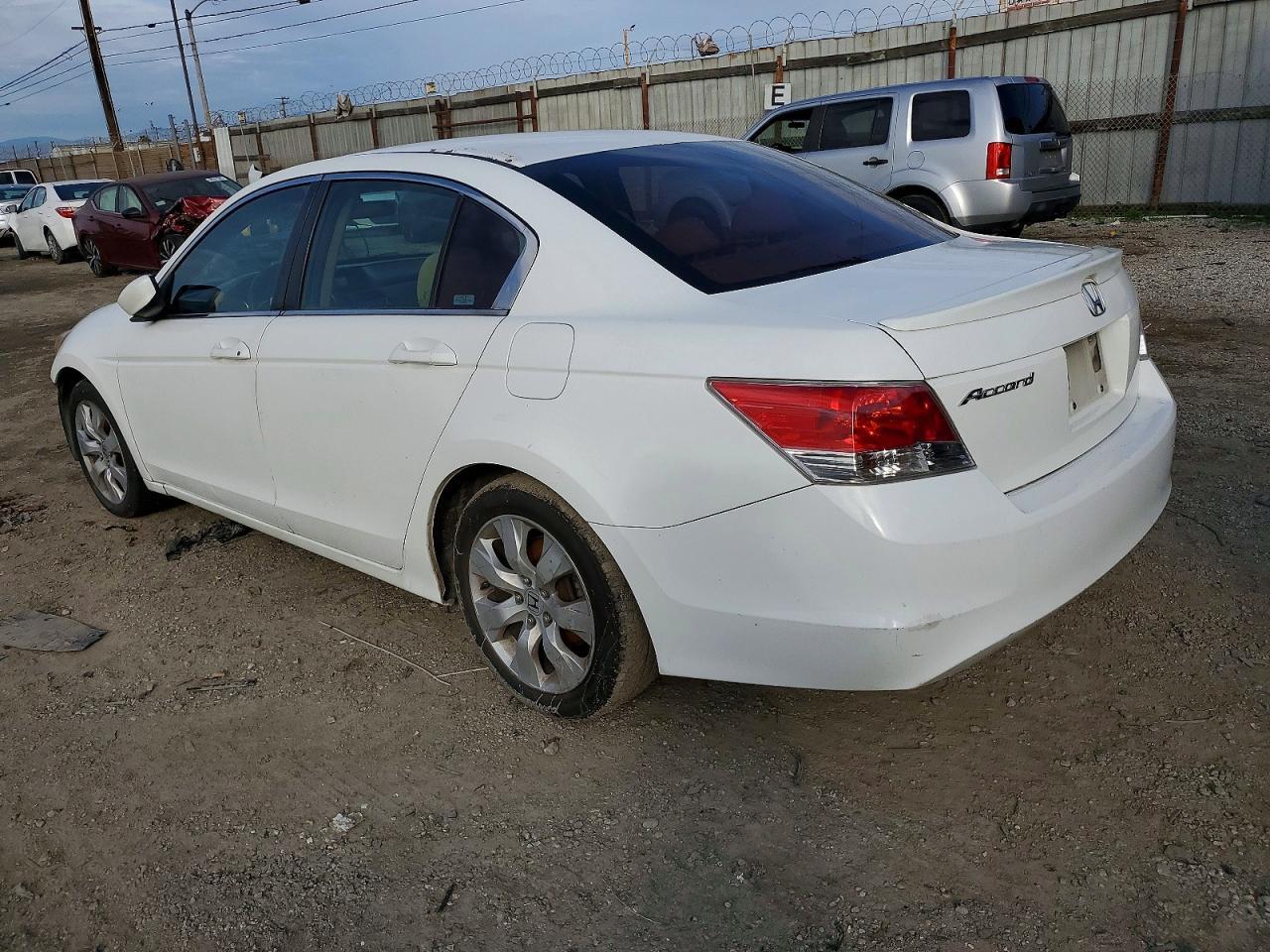 2010 Honda Accord - Image 2