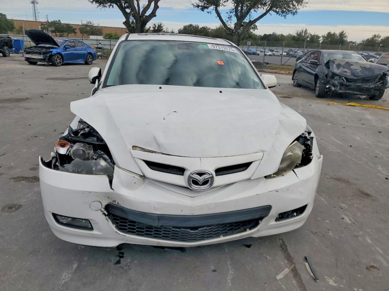 2007 Mazda 3 Hatchback - Фото 5