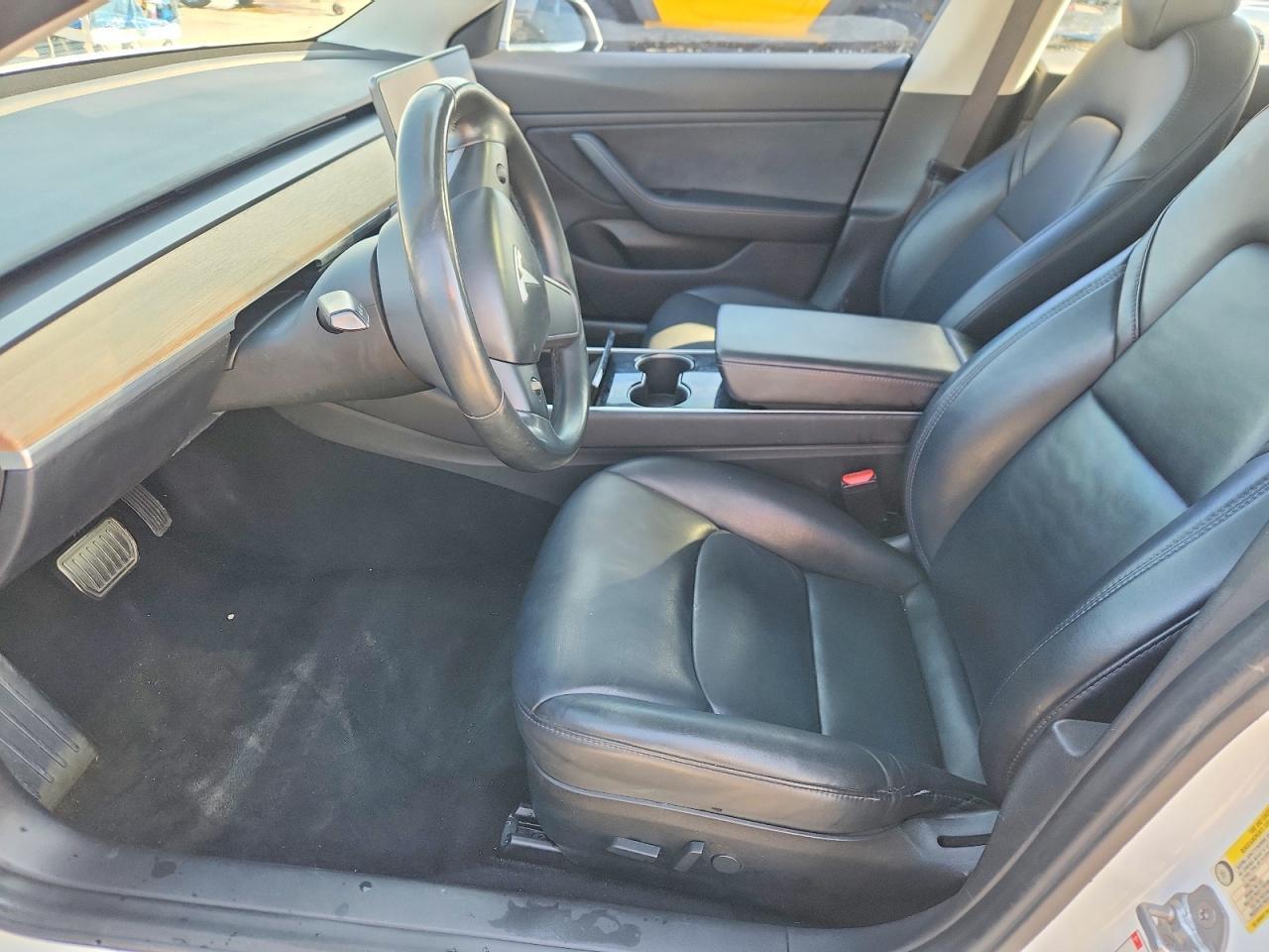 2018 Tesla Model 3 - Image 7