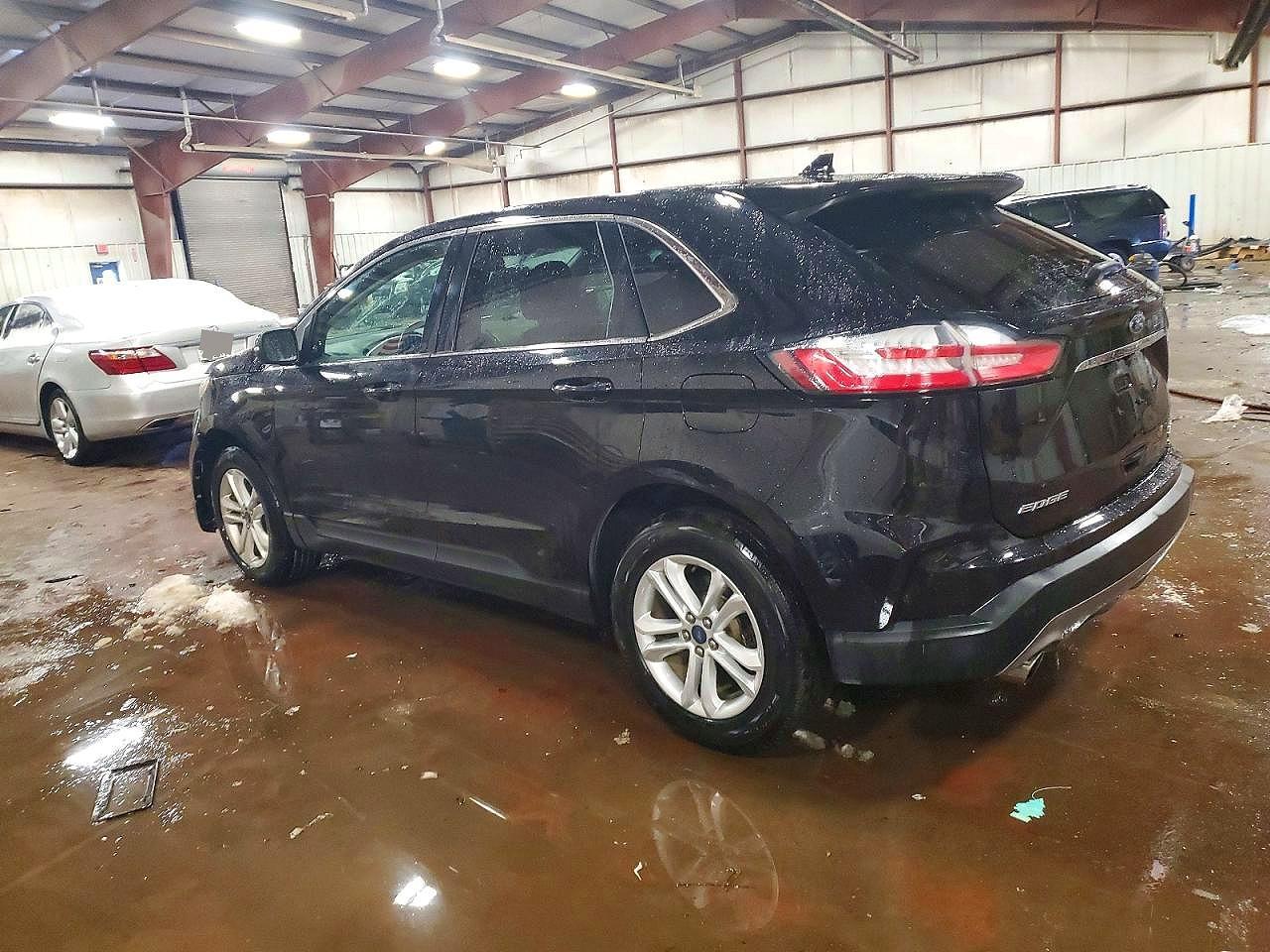 2019 Ford Edge Sel - Image 2