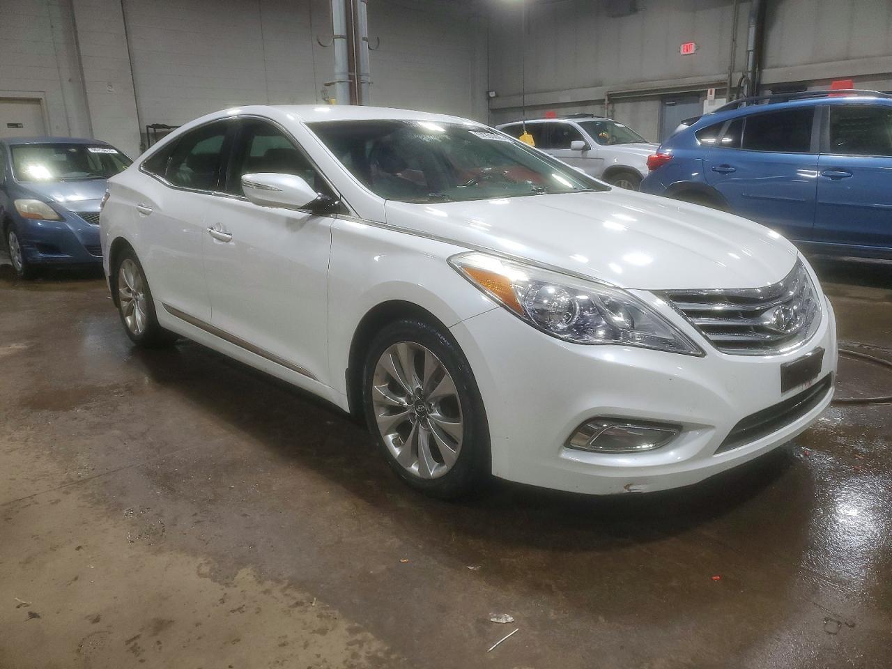 2014 Hyundai Azera Limited - Image 4