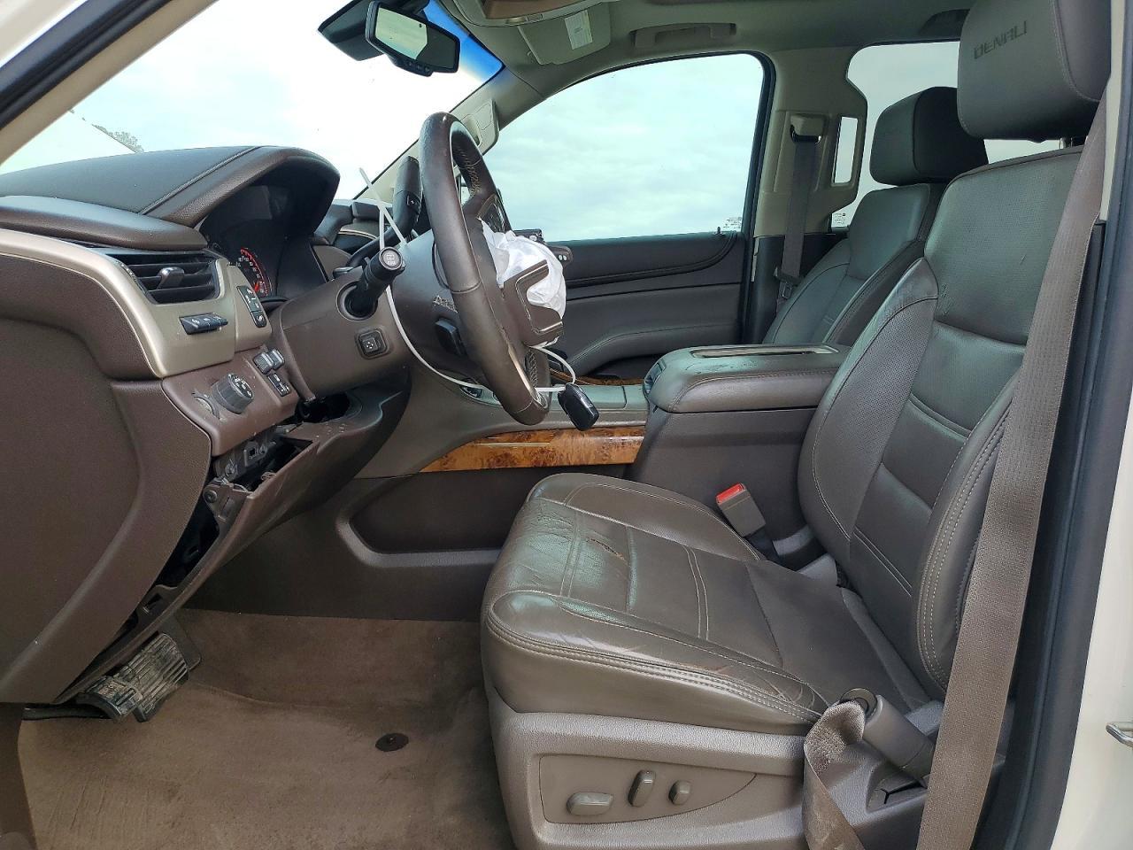 2015 GMC Yukon Denali - Фото 7