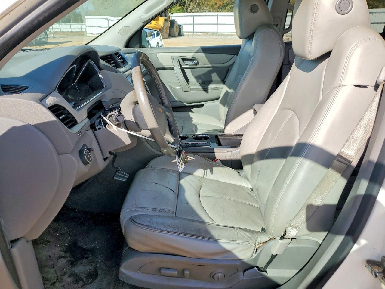 2015 Chevrolet Traverse Lt - Image 7