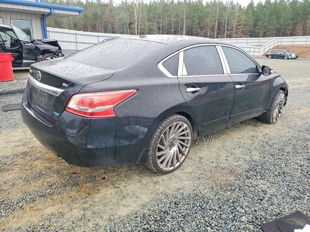2013 Nissan Altima 2.5 - Фото 3
