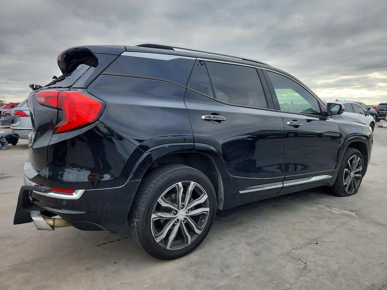 2019 GMC Terrain Denali - Фото 3
