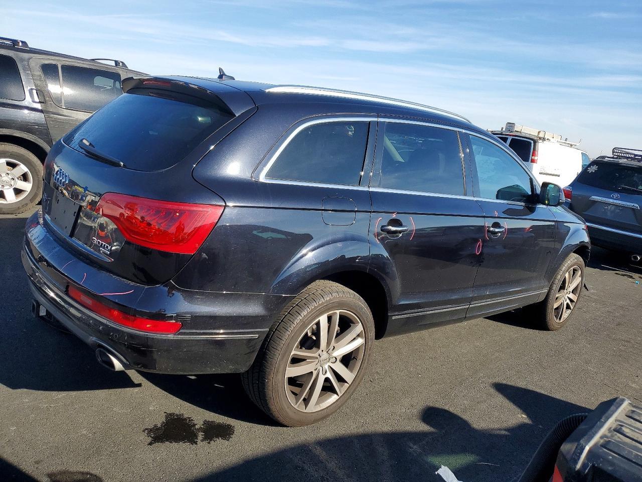 2013 Audi Q7 Premium Plus - Фото 3