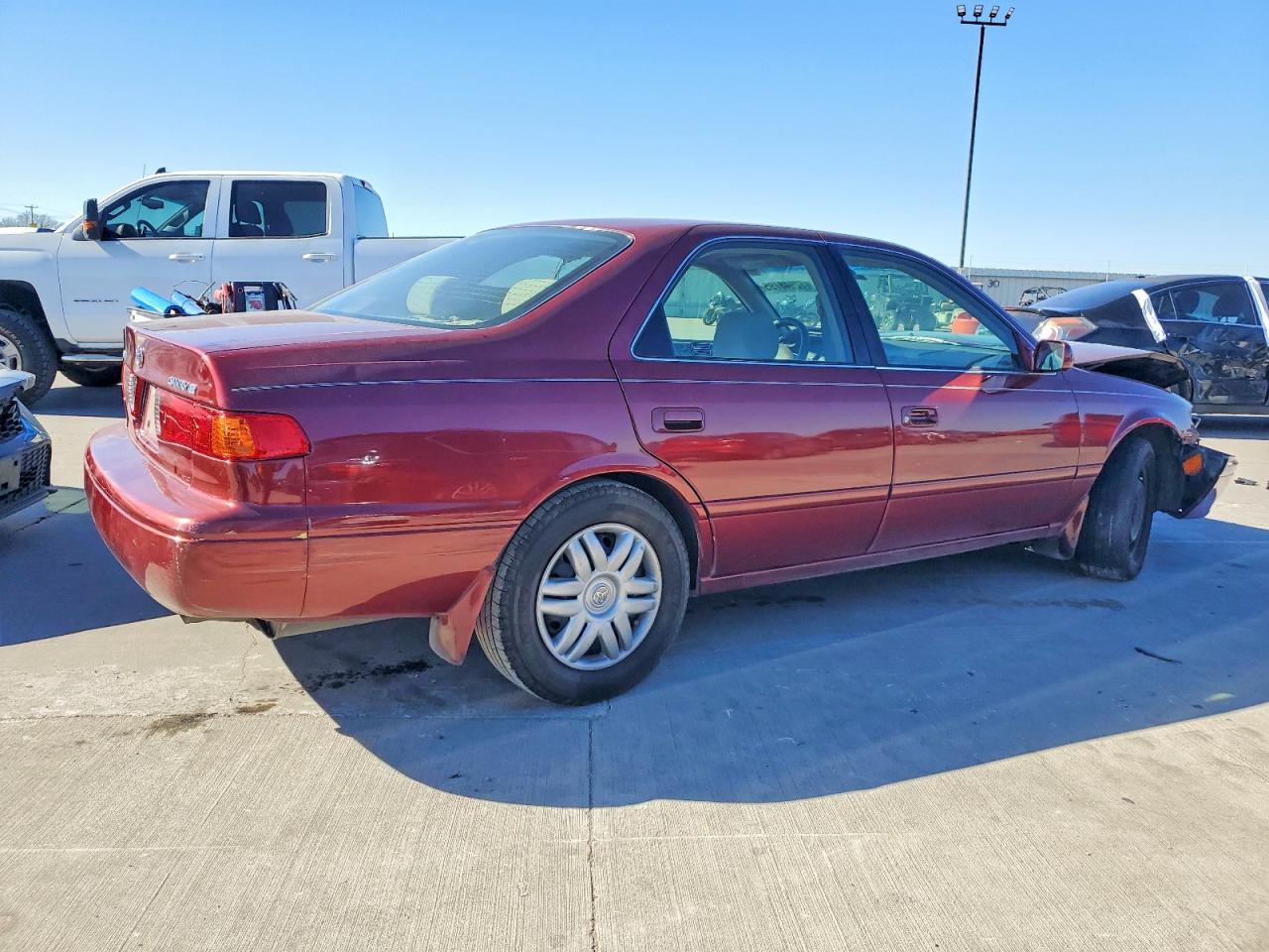2001 Toyota Camry Ce - Фото 3