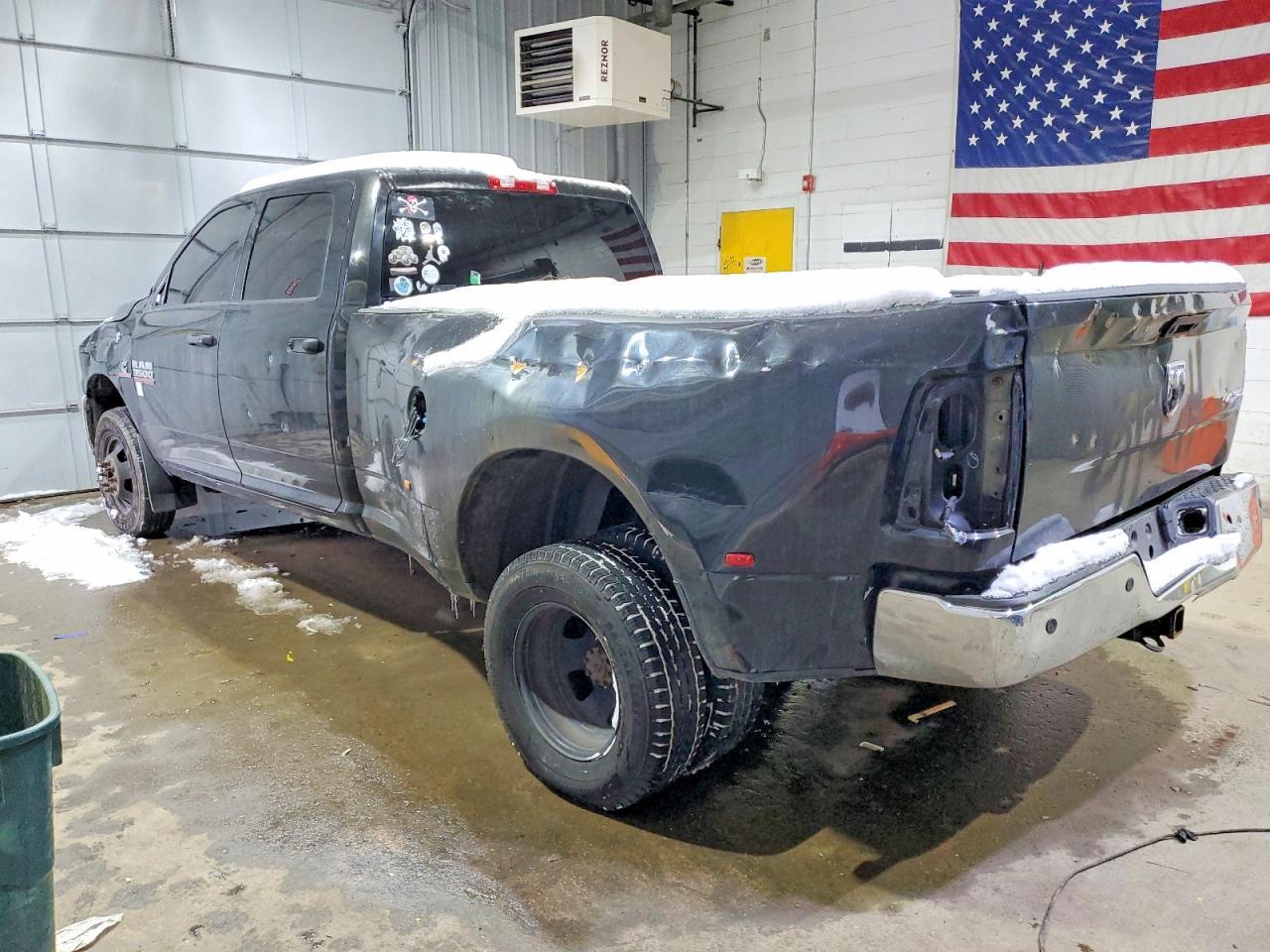 2017 Ram 3500 St - Фото 2