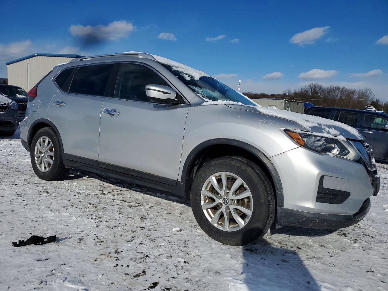 2017 Nissan Rogue S - Фото 4