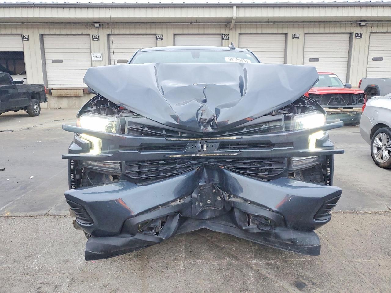 2021 Chevrolet Silverado K1500 Rst - Фото 5