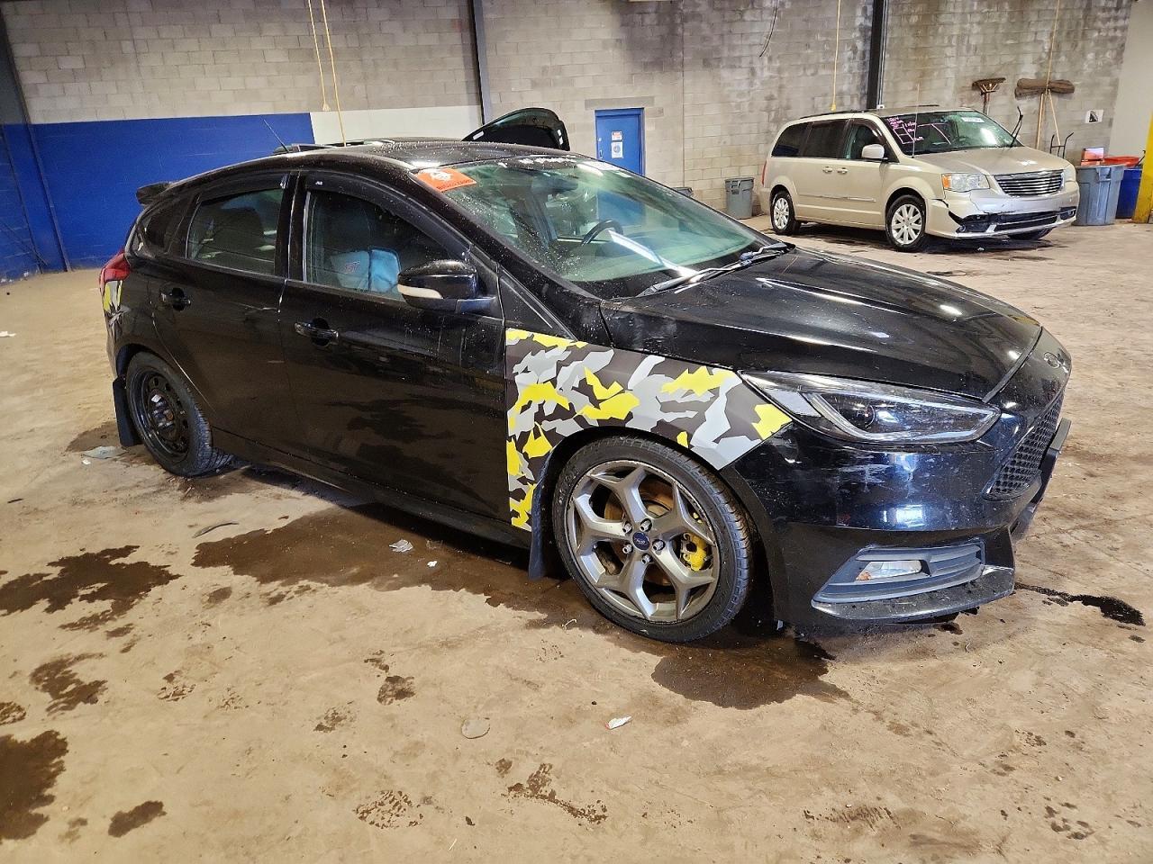 2016 Ford Focus St - Фото 4