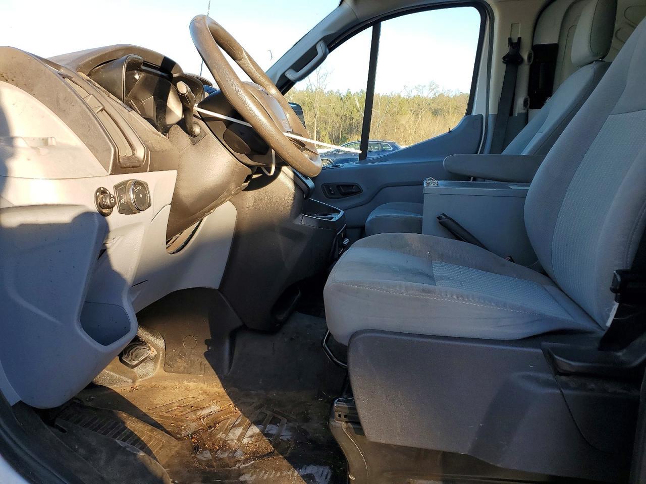 2019 Ford Transit T-250 - Image 7