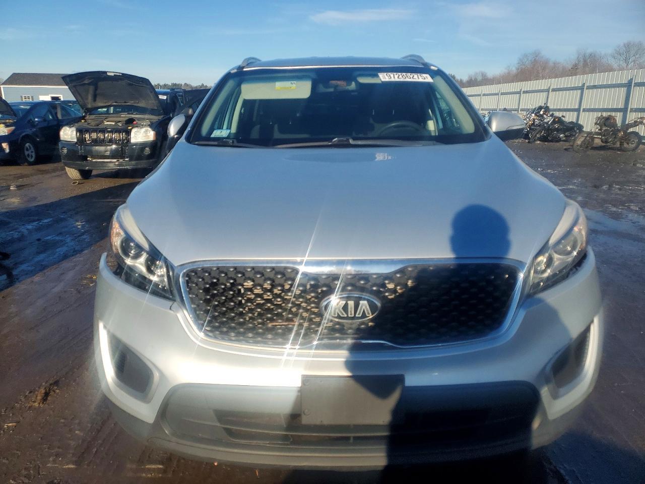 2017 Kia Sorento Lx - Image 5