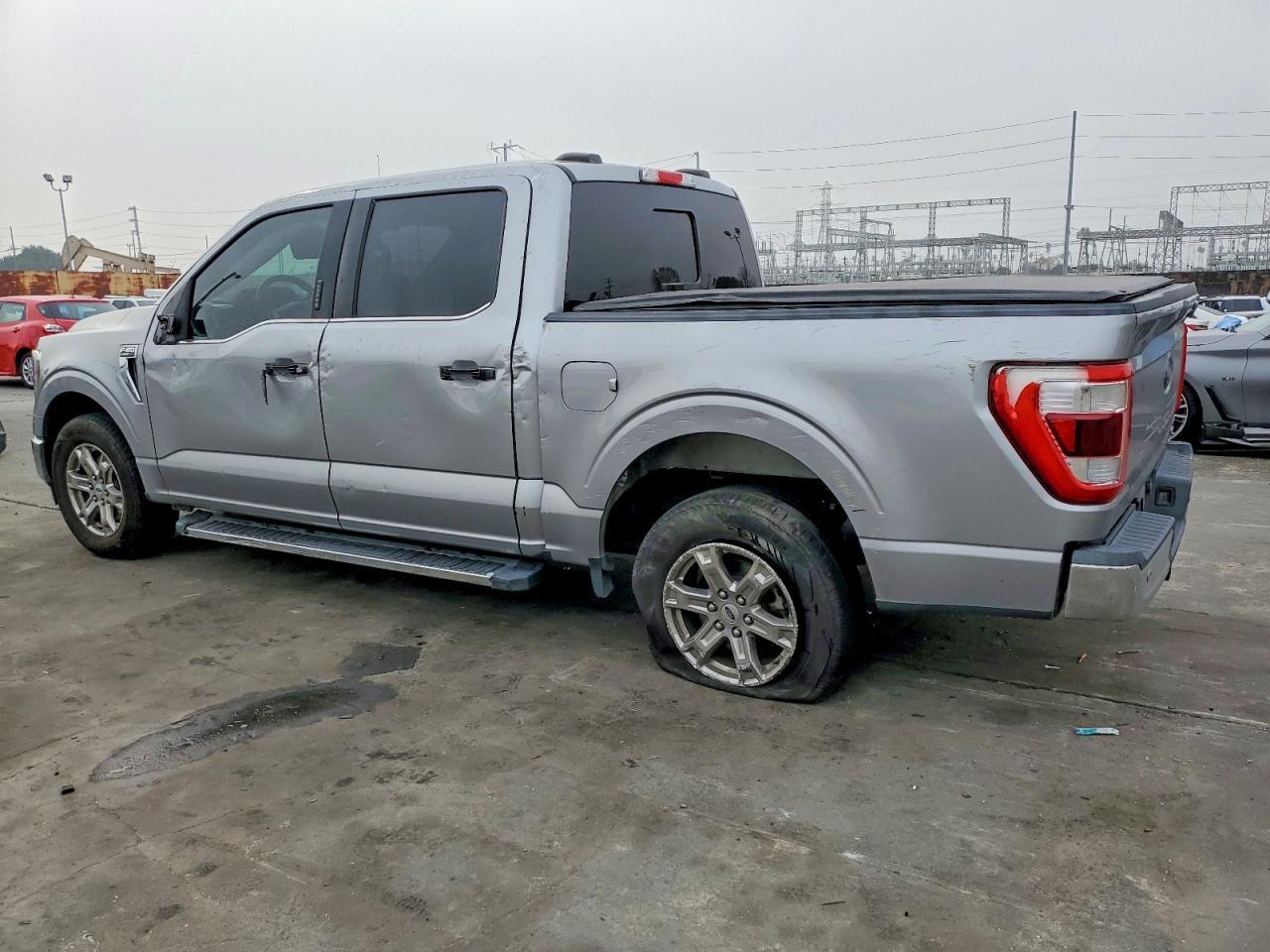2021 Ford F150 Supercrew - Фото 2