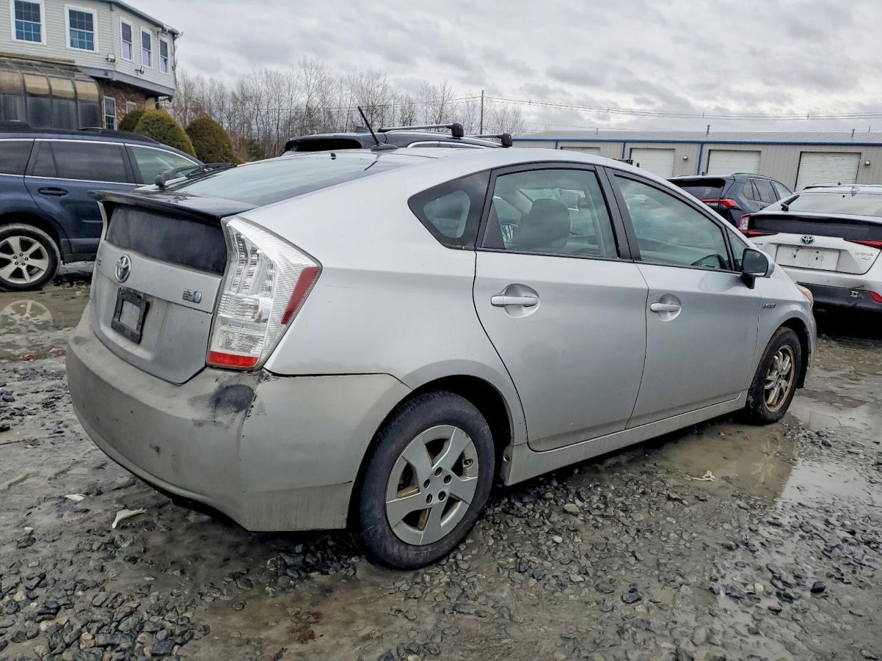 2010 Toyota Prius - Фото 3
