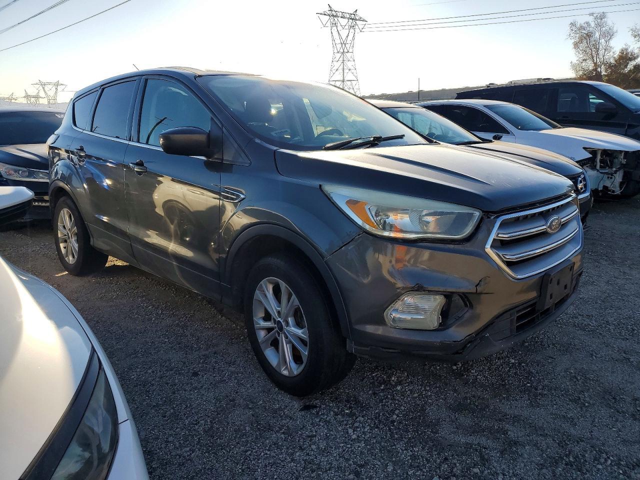 2017 Ford Escape Se - Image 4