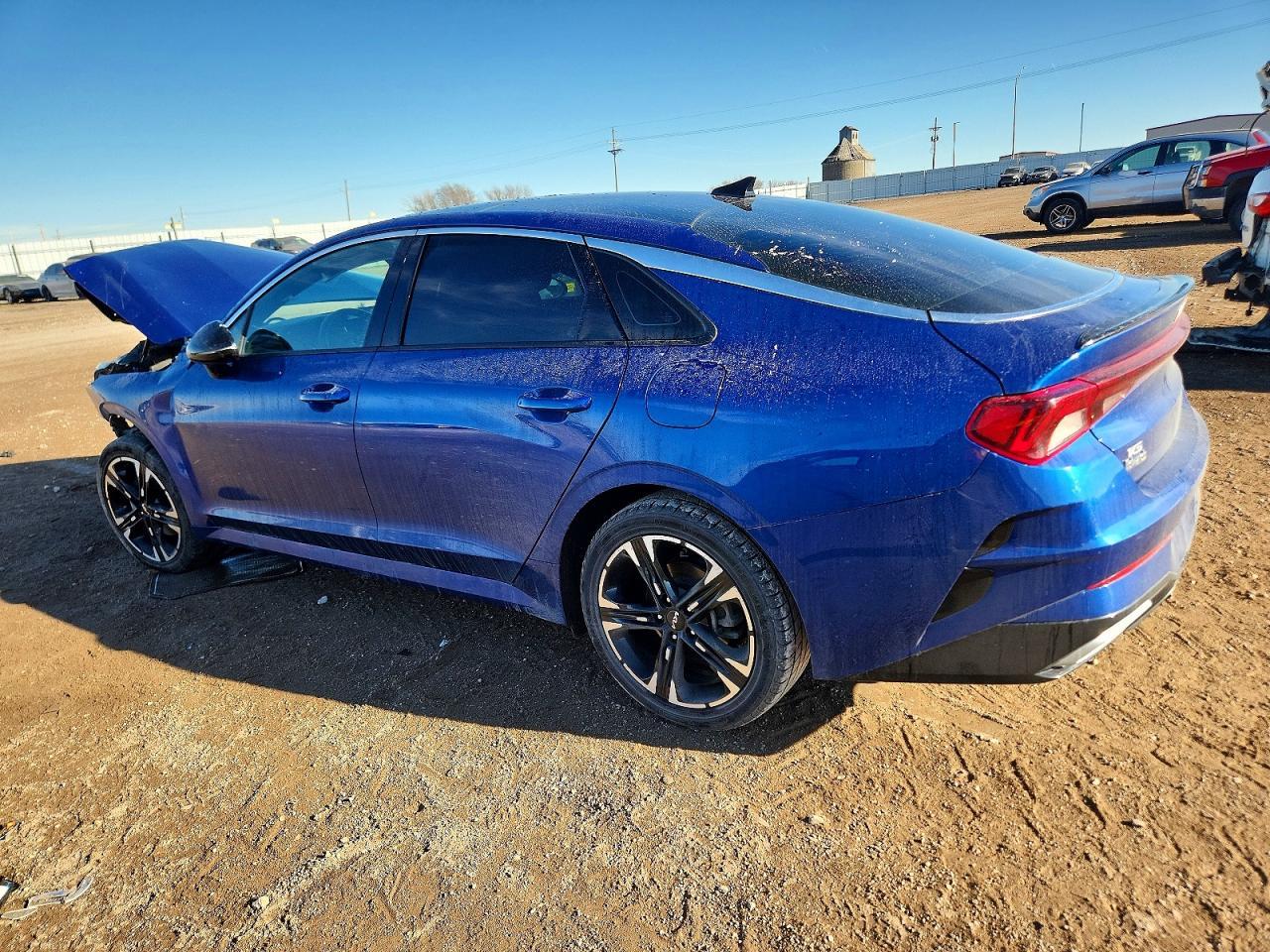 2023 Kia K5 Gt Line - Image 2