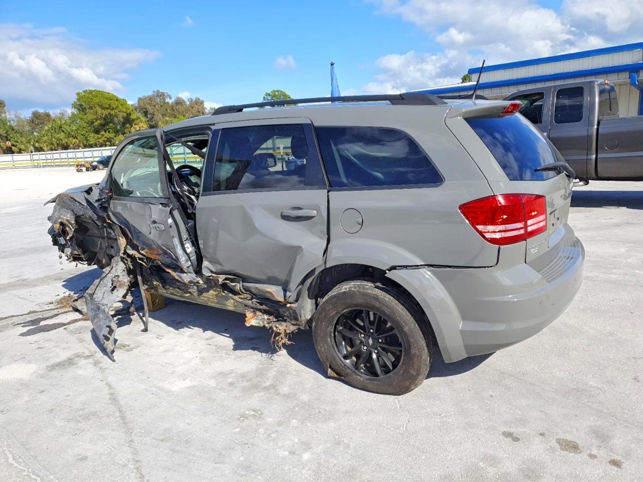 2020 Dodge Journey Se - Image 2