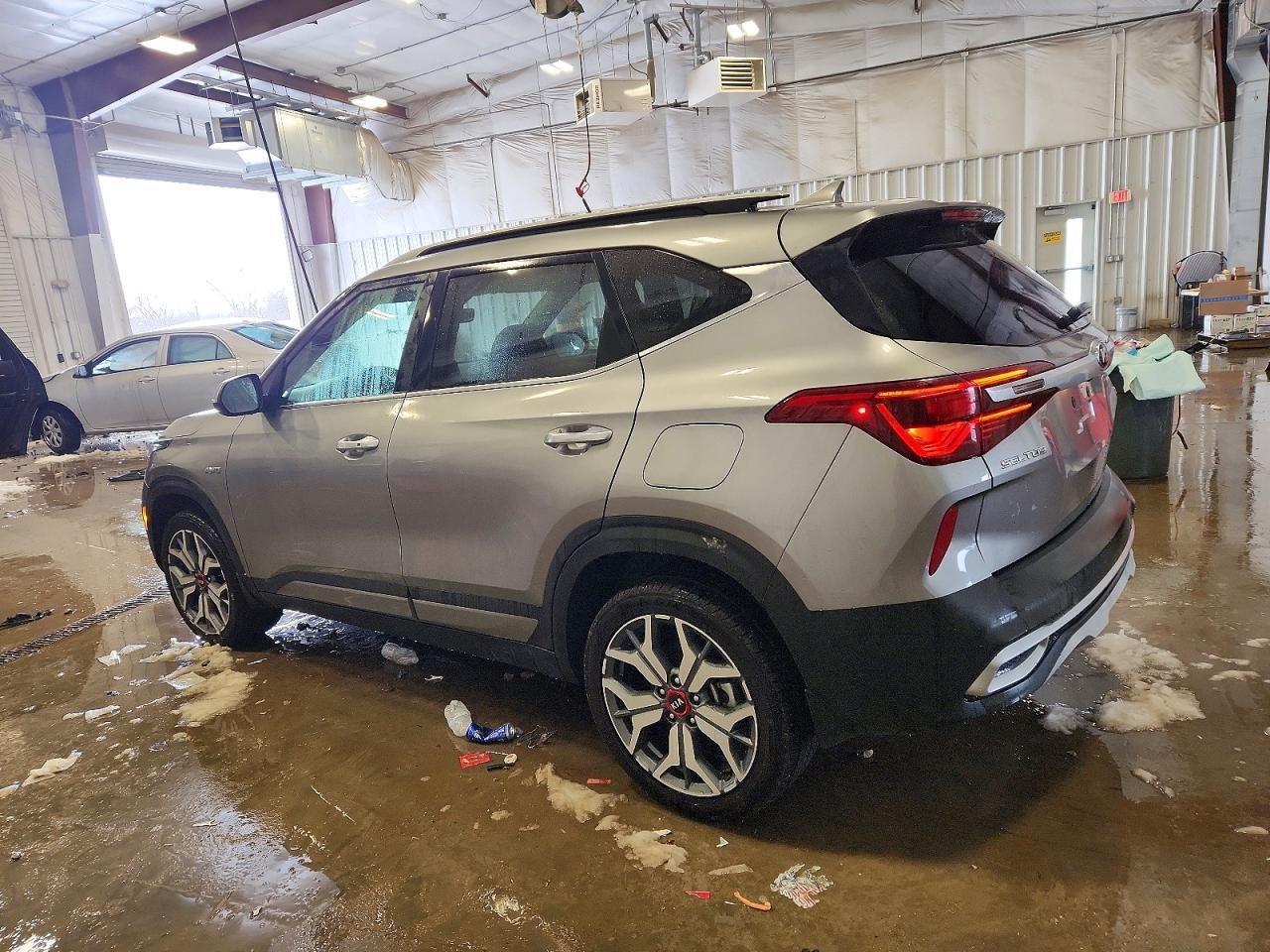 2021 Kia Seltos Sx - Image 2