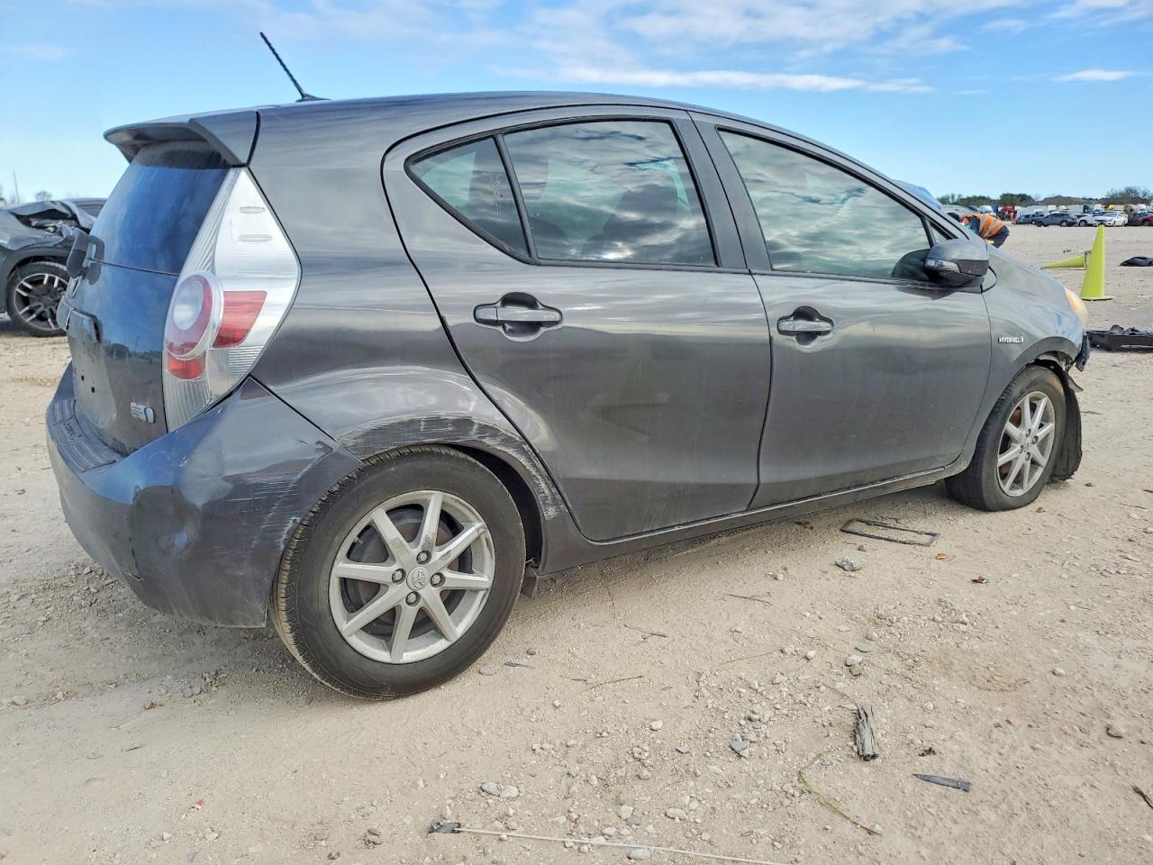 2012 Toyota Prius C - Image 3