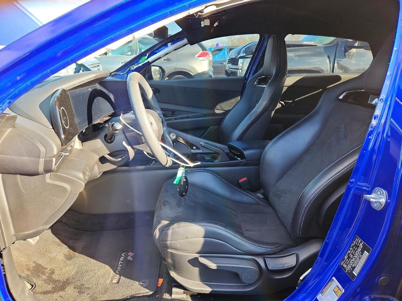 2022 Hyundai Elantra N - Image 7