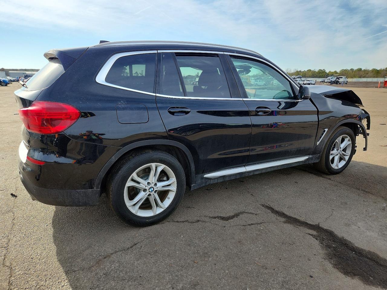 2019 BMW X3 xDrive30I - Фото 3