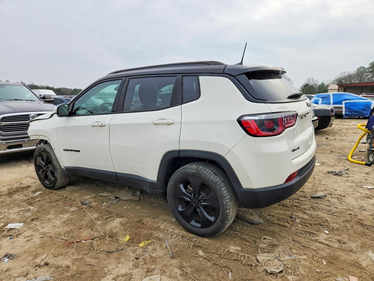2018 Jeep Compass Latitude - Фото 2