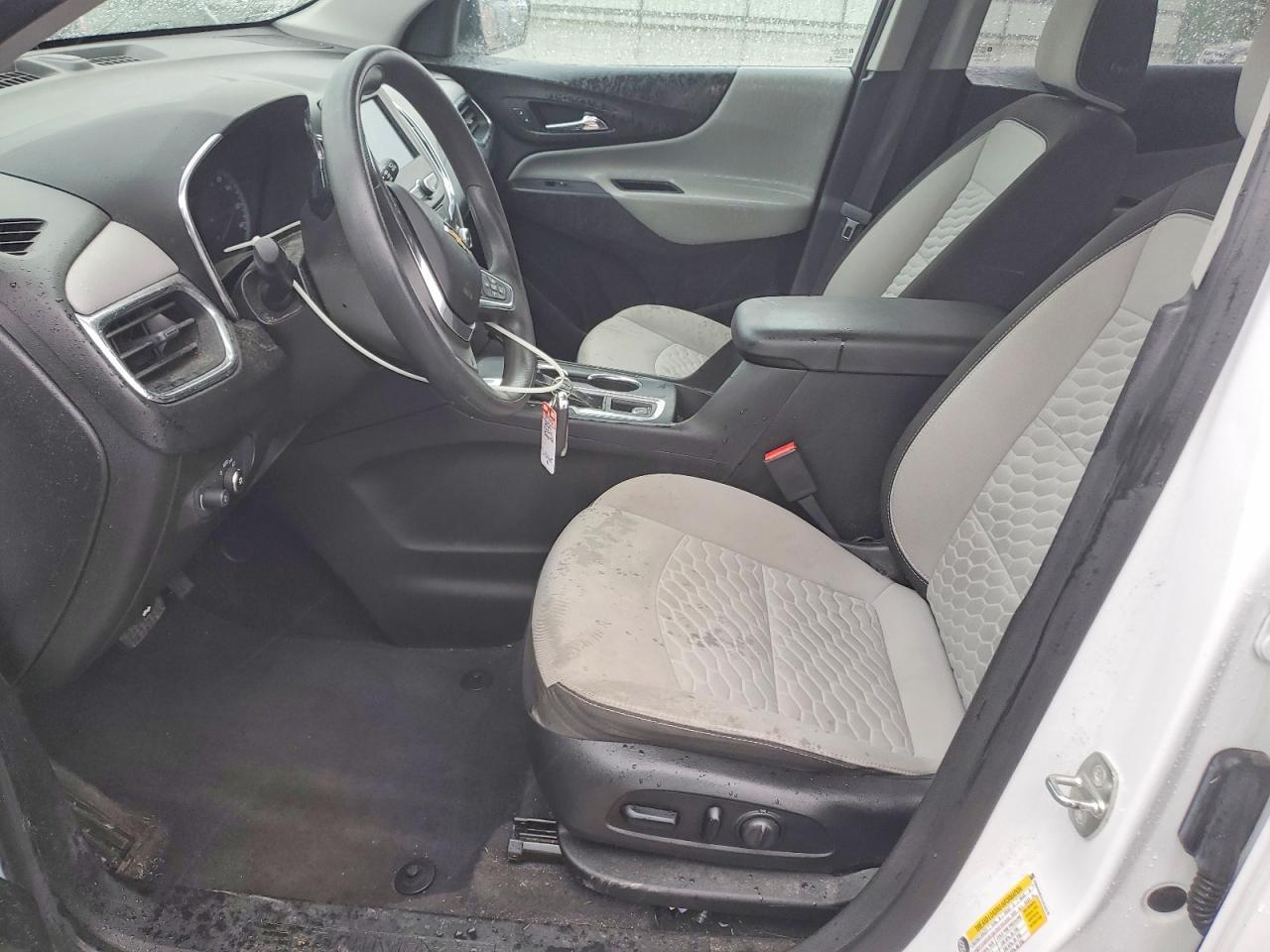 2020 Chevrolet Equinox Ls - Image 7