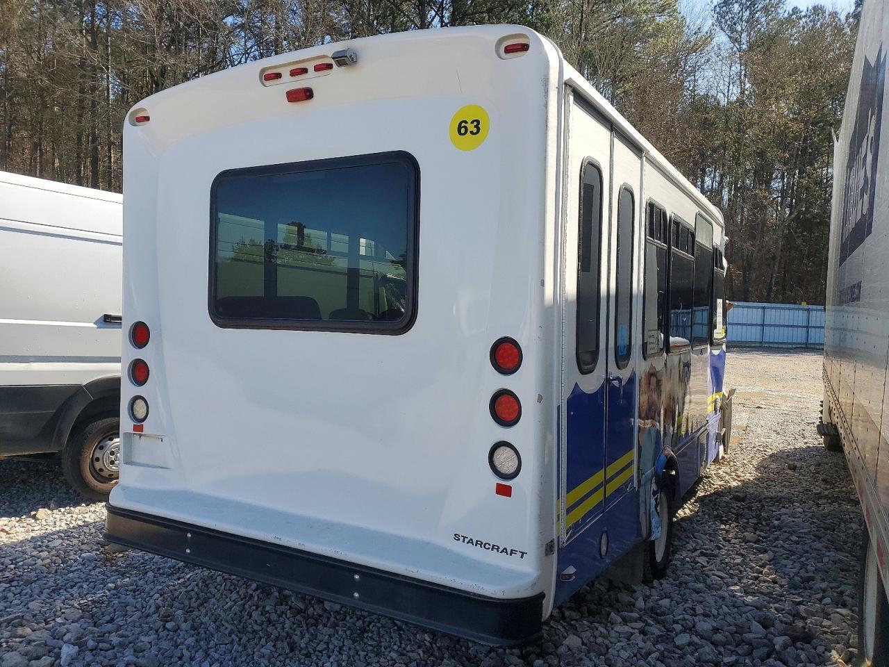 2019 Ford E450 Shuttle Bus - Image 4