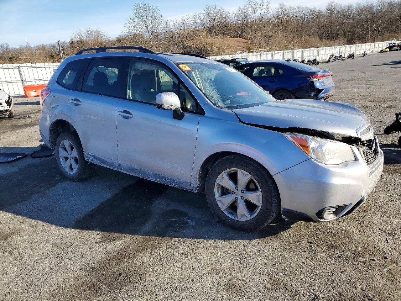 2016 Subaru Forester 2.5I Premium - Image 4