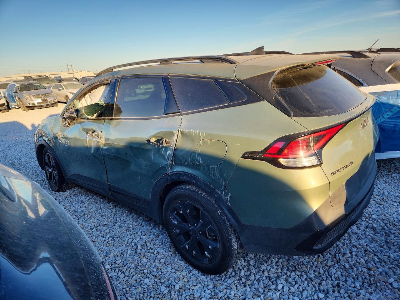 2025 Kia Sportage X-Line - Image 2