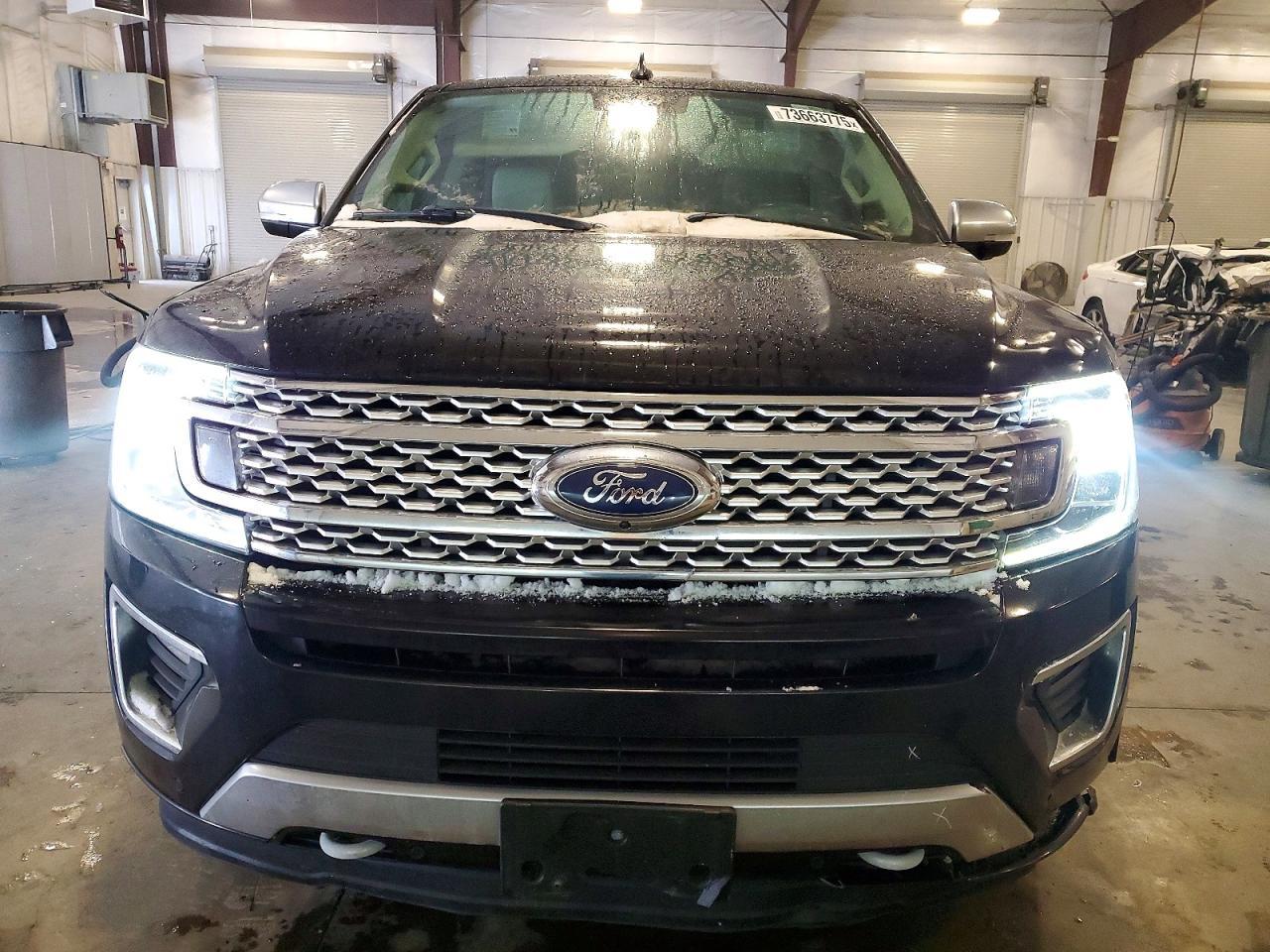 2019 Ford Expedition Platinum - Image 5