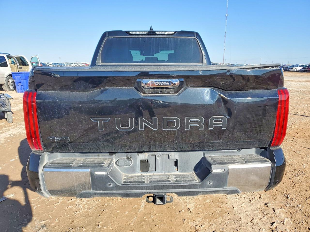 2022 Toyota Tundra Crewmax Limited - Image 6