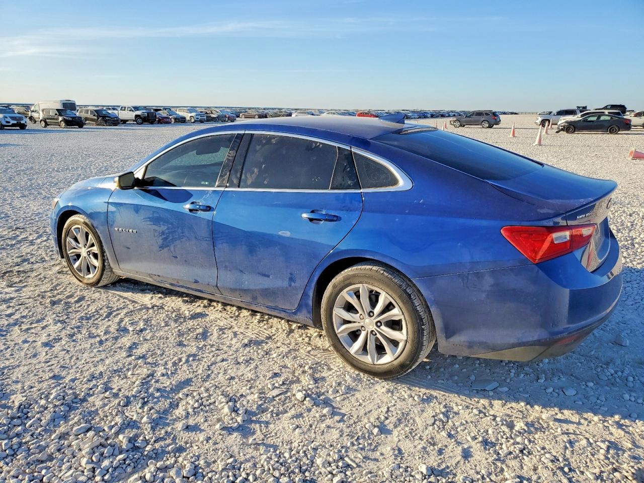 2023 Chevrolet Malibu Lt - Image 2