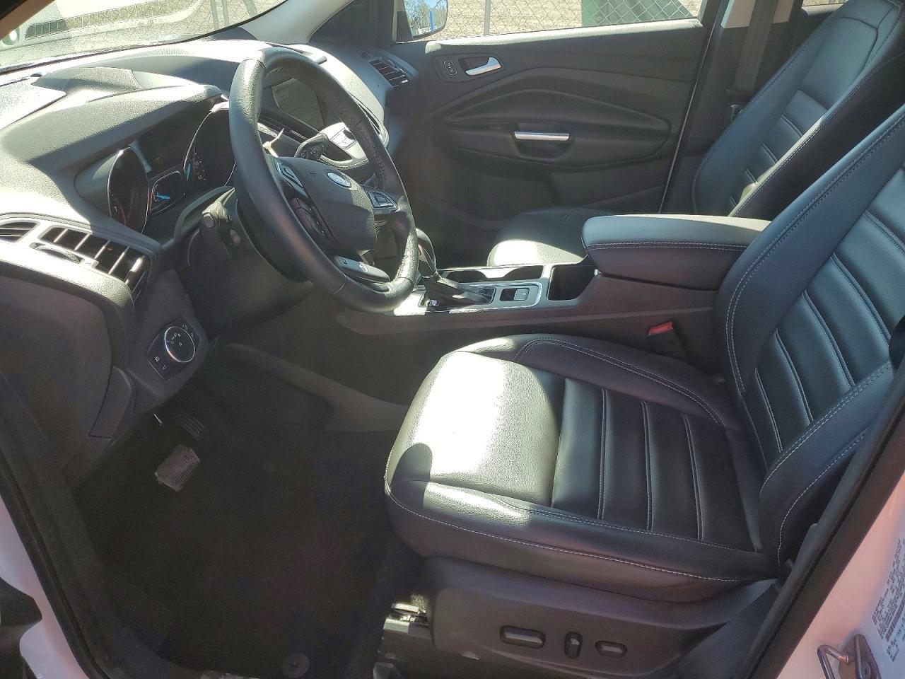 2019 Ford Escape Sel - Фото 7