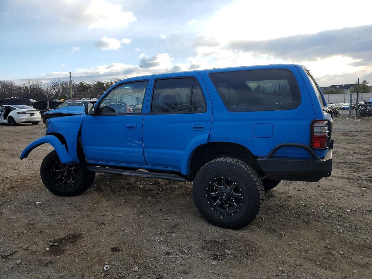 1996 Toyota 4Runner Limited - Image 2