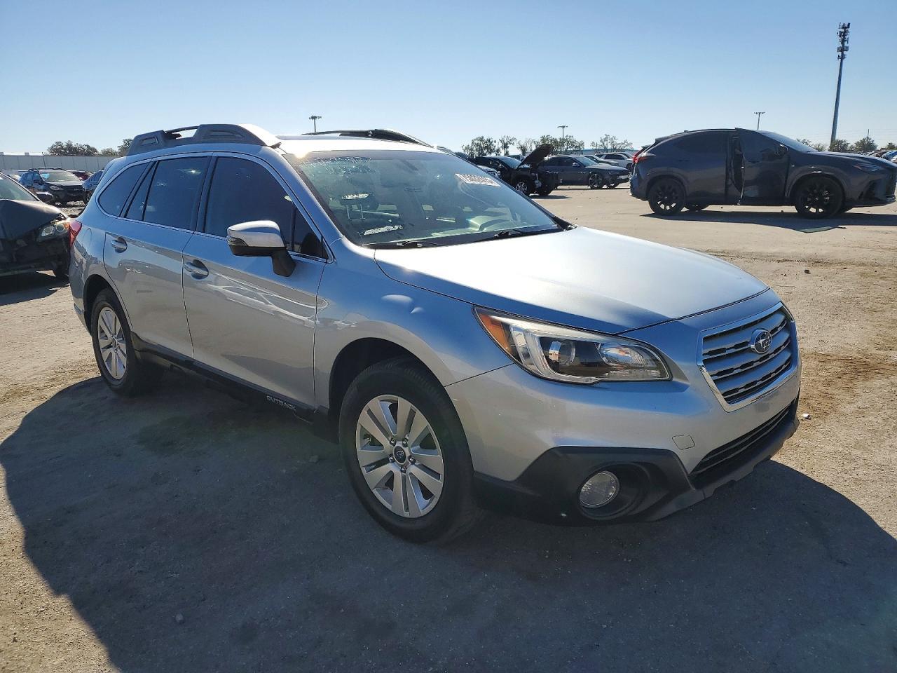 2017 Subaru Outback 2.5I Premium - Фото 4